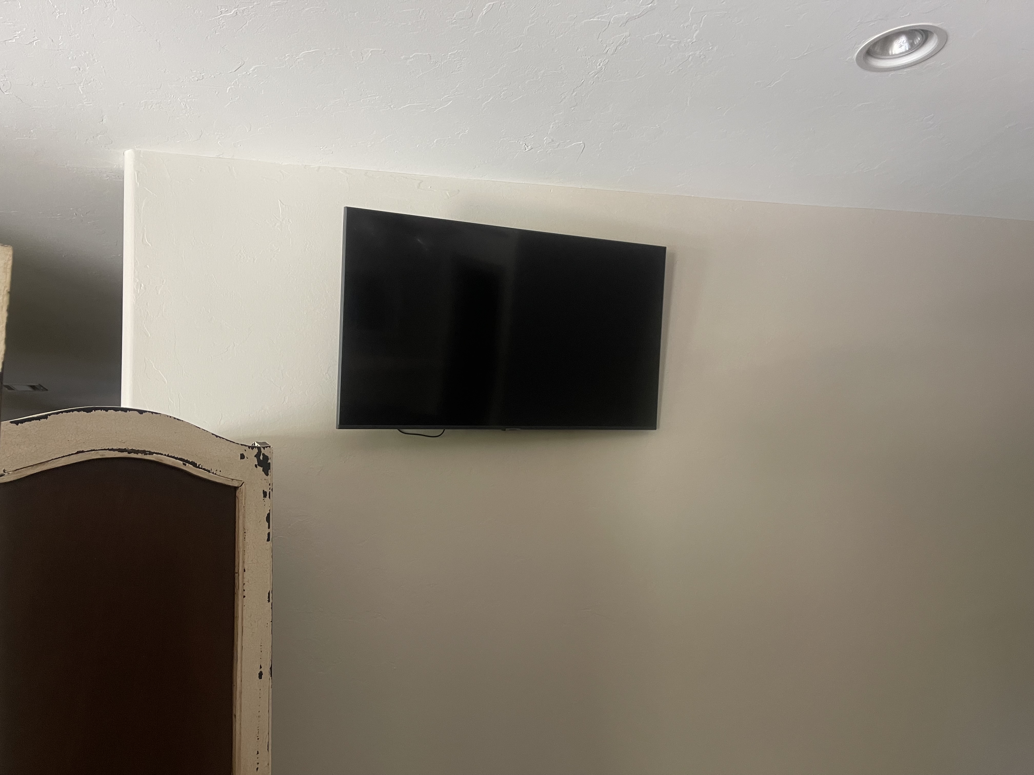 TV Mounting & Installing Services in Edmond, Oklahoma 73034
